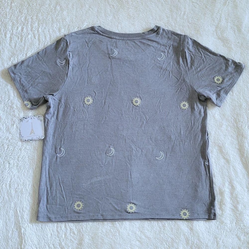 Champagne🍾 Dreams😴 Moon🌙 and Sun☀️ Tee👕 - NWT - Picture 10 of 12